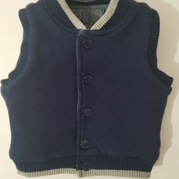 Baby Gap Boys 6-12 Months Chambray Blue Navy Reversible Puffer Vest NWOT - Picture 2 of 4